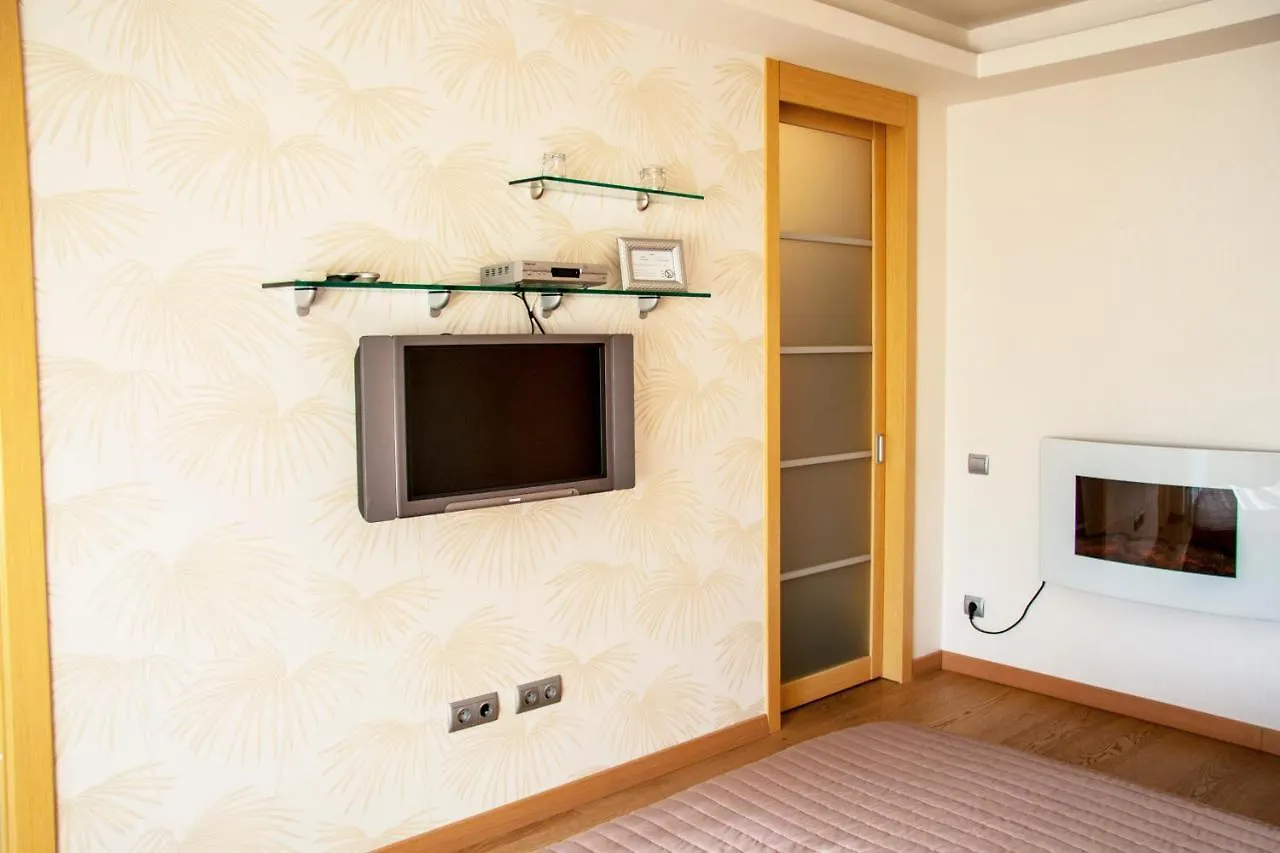 Luxury Apartment In The Heart Of The Capital Kiev 0*,