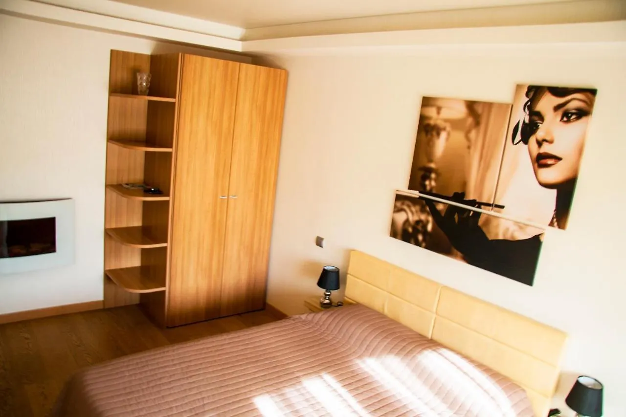 Luxury Apartment In The Heart Of The Capital Kiev